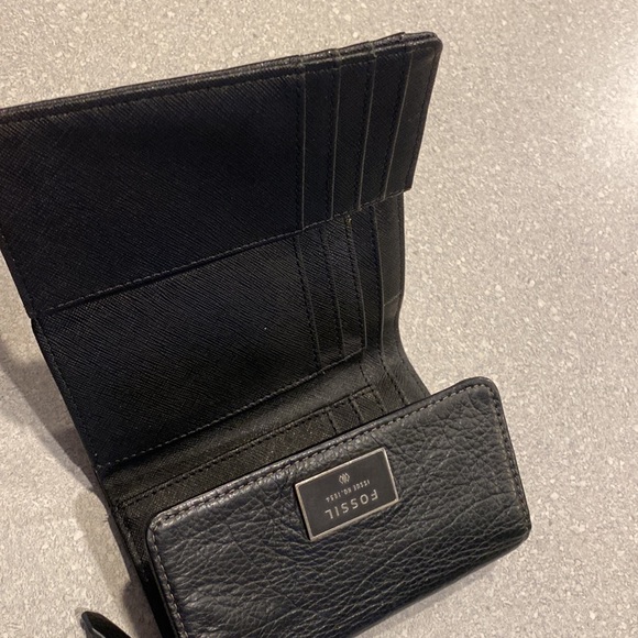 Fossil Wallet - Picture 7 of 11